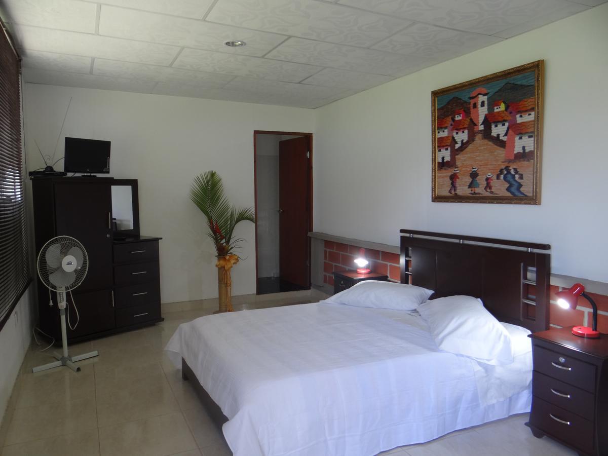 Palestina Ecohotel Chinchiná Eksteriør billede